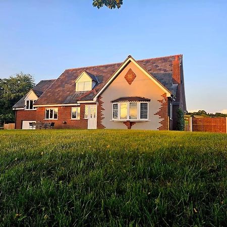 The Breckland At Sugar Lane Farm Villa Bollington Exterior photo