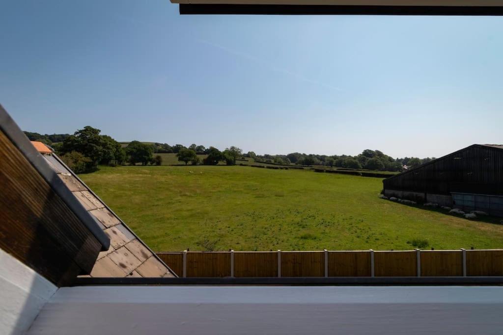 The Breckland At Sugar Lane Farm Villa Bollington Exterior photo